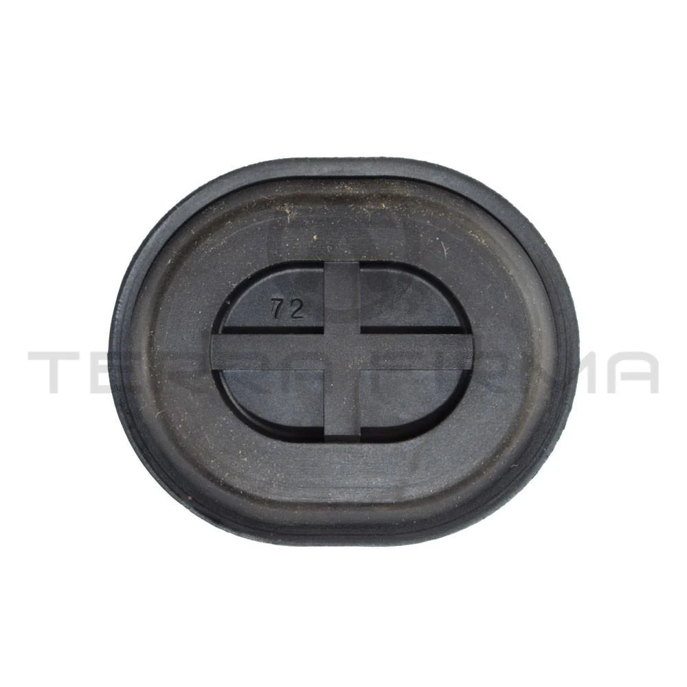Nissan Skyline R32 A/C Drain Hose Firewall Plug - Image 3