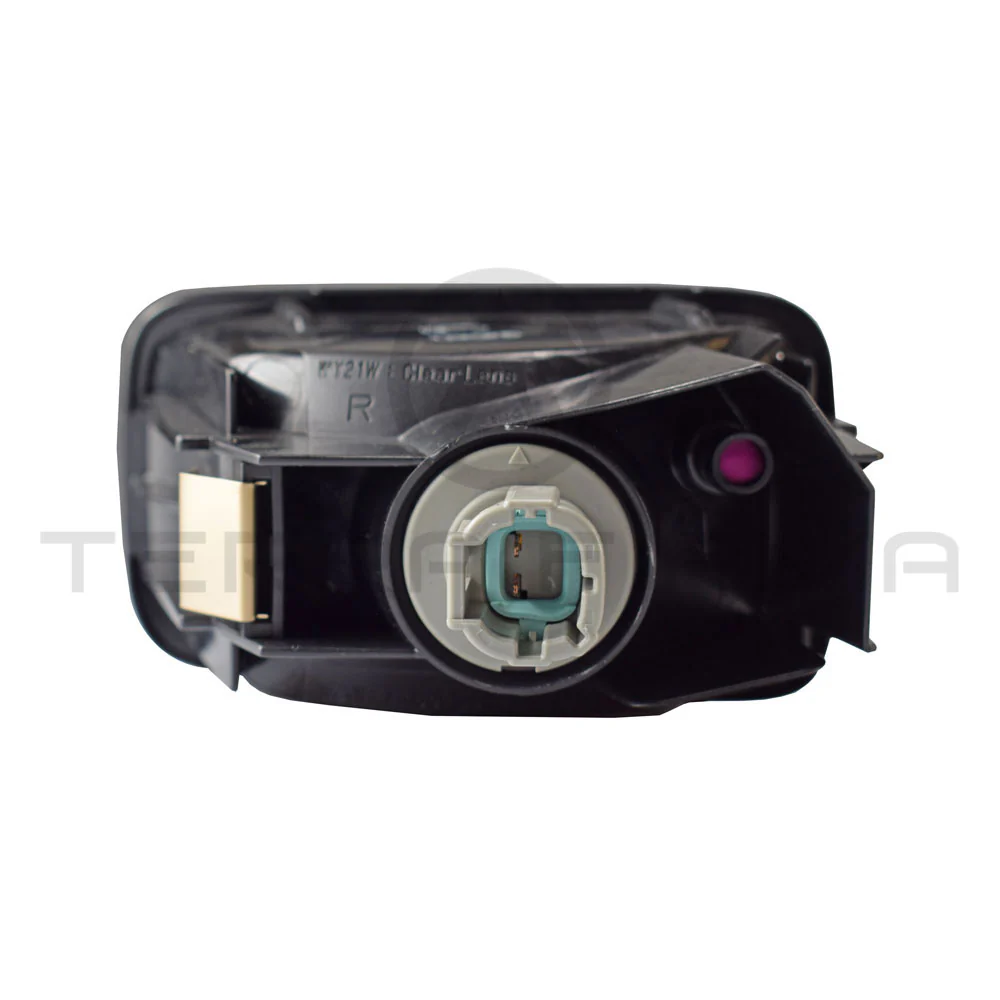 Nissan Skyline R34 GTR Turn Signal Light Assembly With Socket & Bulb, Right - Image 4